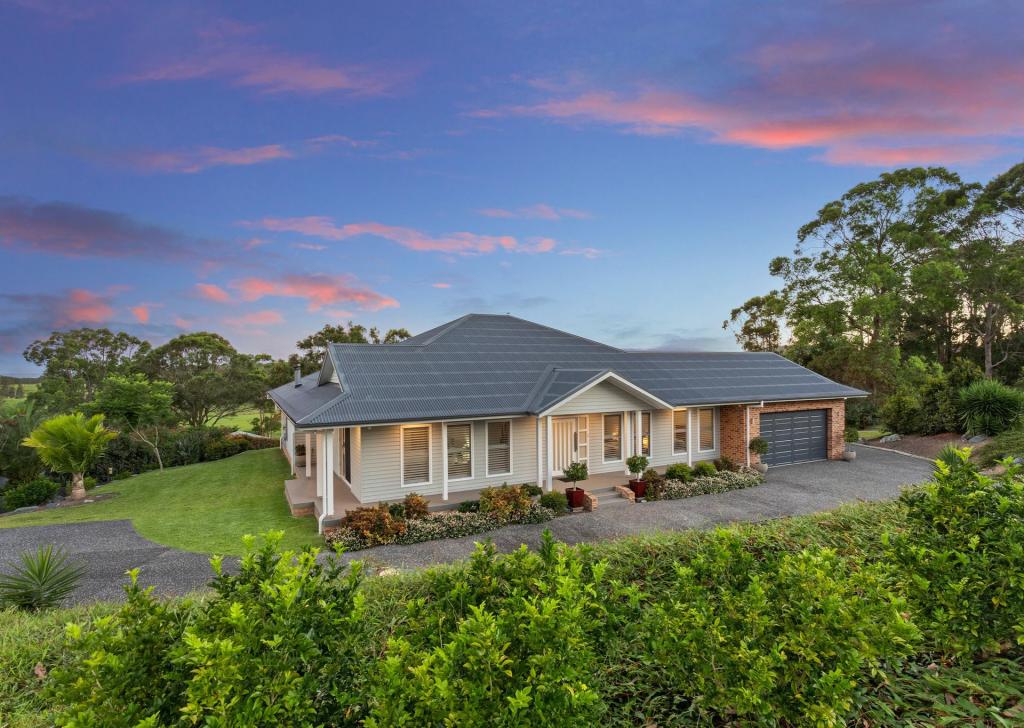 25 Headland Dr, Hallidays Point, NSW 2430