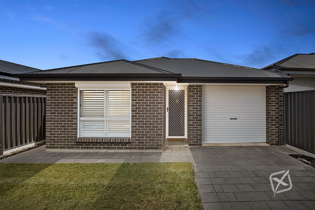 11b Iveleary Ave, Salisbury East, SA 5109