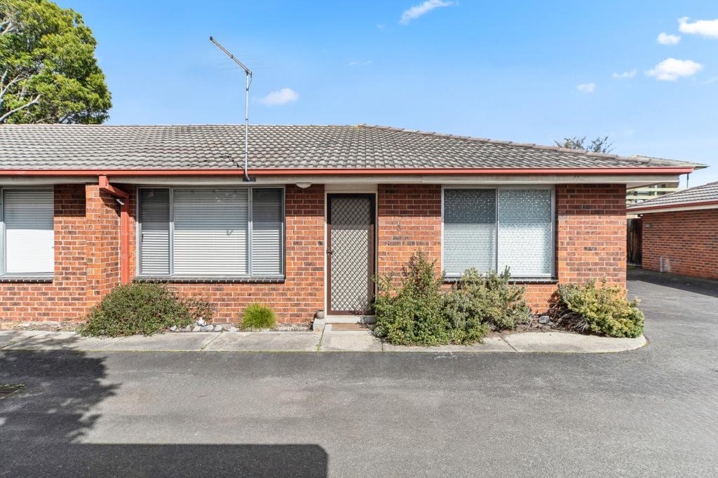 3/4 SAMADA ST, FRANKSTON, VIC 3199