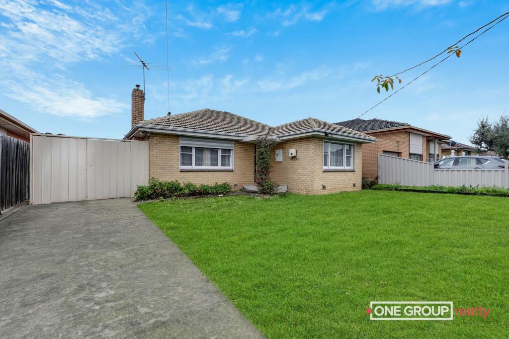 39 MOUNT VIEW RD, THOMASTOWN, VIC 3074