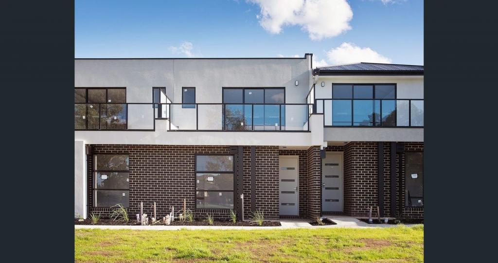 8/12 NORTHSIDE DR, WOLLERT, VIC 3750