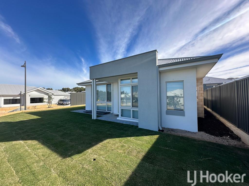 15 Huntington St, Madora Bay, WA 6210