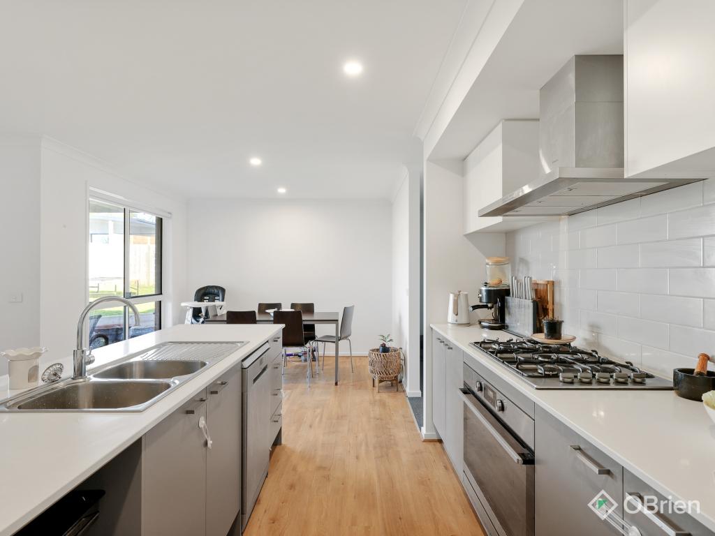 9 Narrows Way, Newhaven, VIC 3925