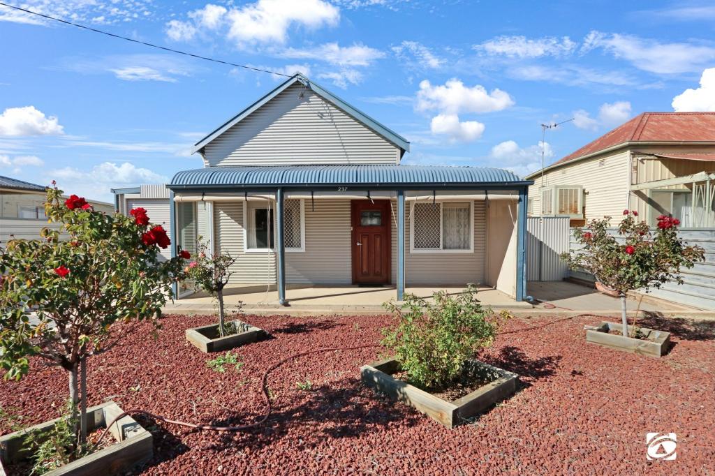 237 Piper St, Broken Hill, NSW 2880