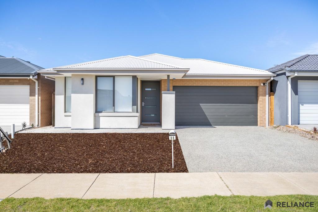 88 POLLY PDE, TARNEIT, VIC 3029