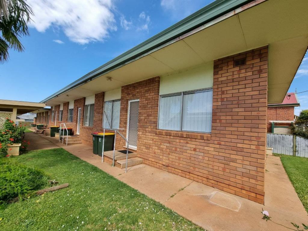 2/41 Bushman St, Parkes, NSW 2870