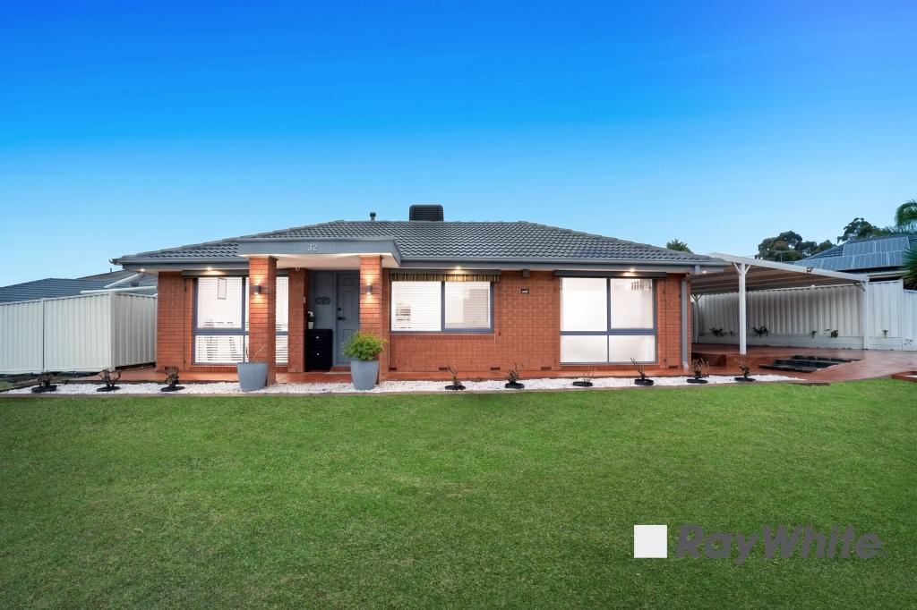 32 Broadwalk Gr, Endeavour Hills, VIC 3802