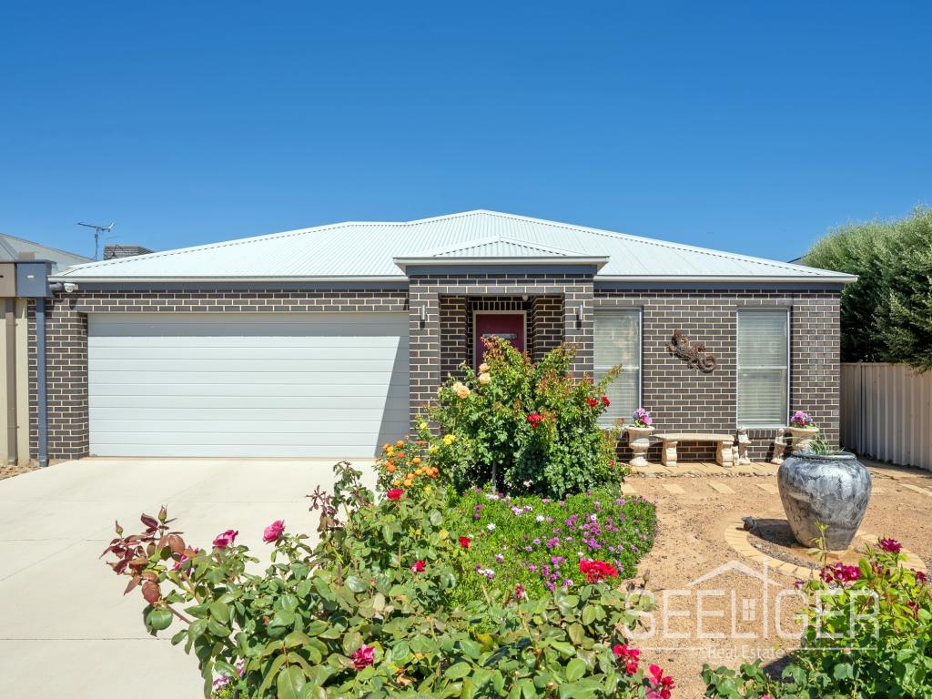 43 Lakeviews Cct, Yarrawonga, VIC 3730