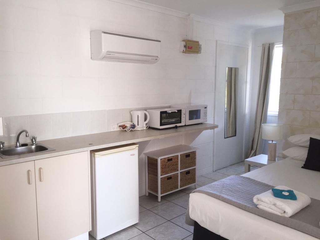 7/15 PACIFIC DR, BLACKS BEACH, QLD 4740