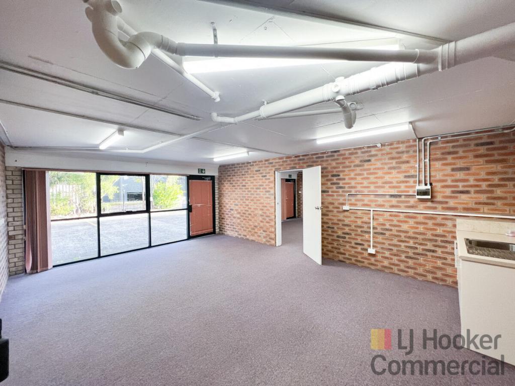 2a/29 Hely Street, Wyong, NSW 2259