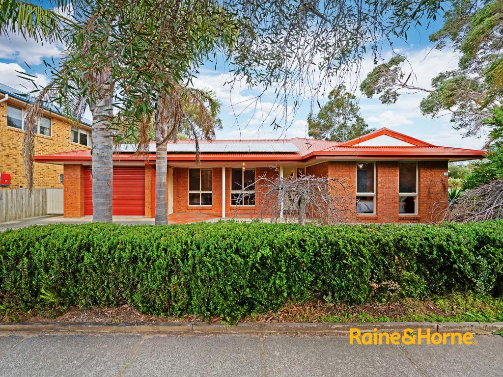 1 MANNA GUM DR, COWES, VIC 3922