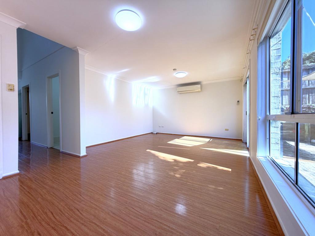 2/16 Wyldwood Cres, Baulkham Hills, NSW 2153