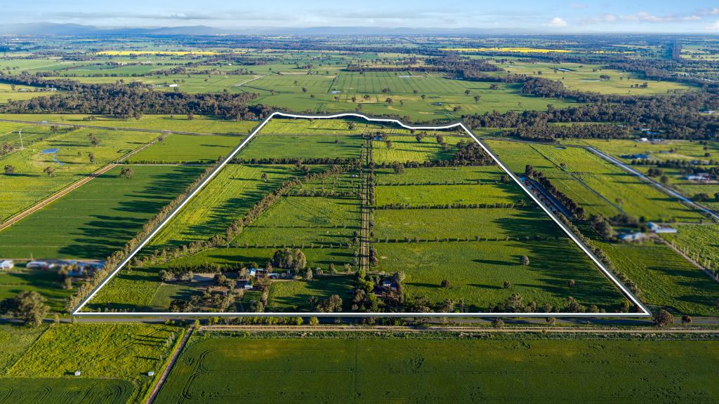 350 Mitchell Rd, Kialla, VIC 3631