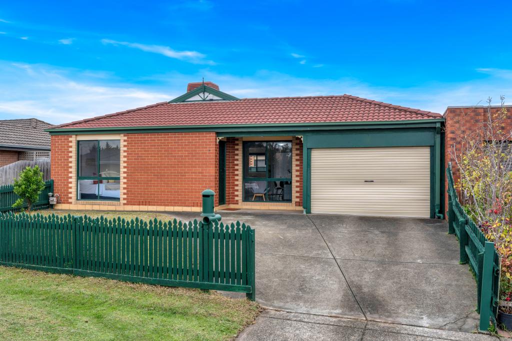 1/16 Dillwynia Pl, Meadow Heights, VIC 3048