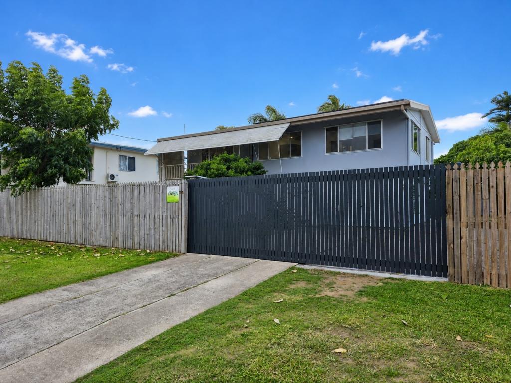 27 Pine St, Kirwan, QLD 4817