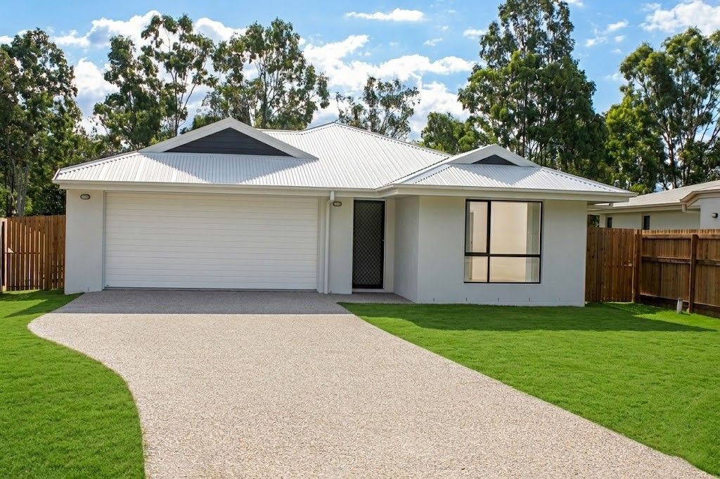 36 Trader Cres, Cannonvale, QLD 4802