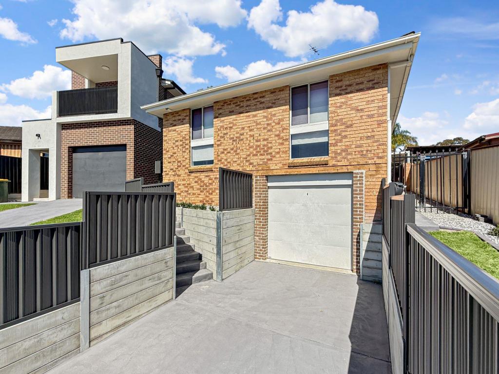 16 Cronulla Cres, Woodbine, NSW 2560