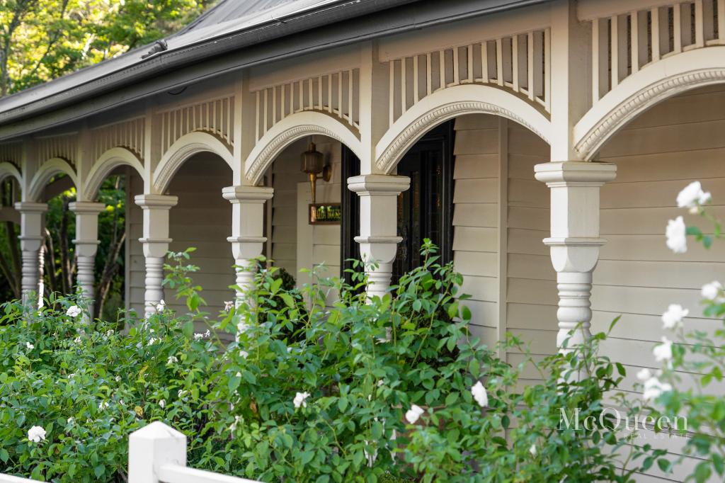 64 High St, Woodend, VIC 3442