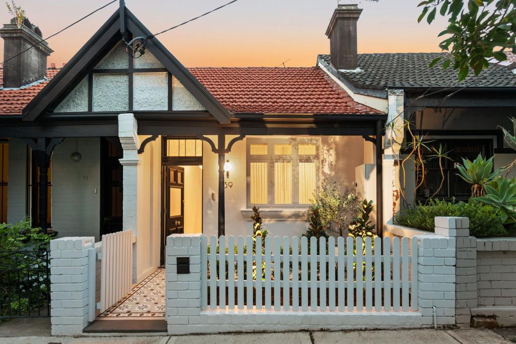 39 Holmwood St, Newtown, NSW 2042