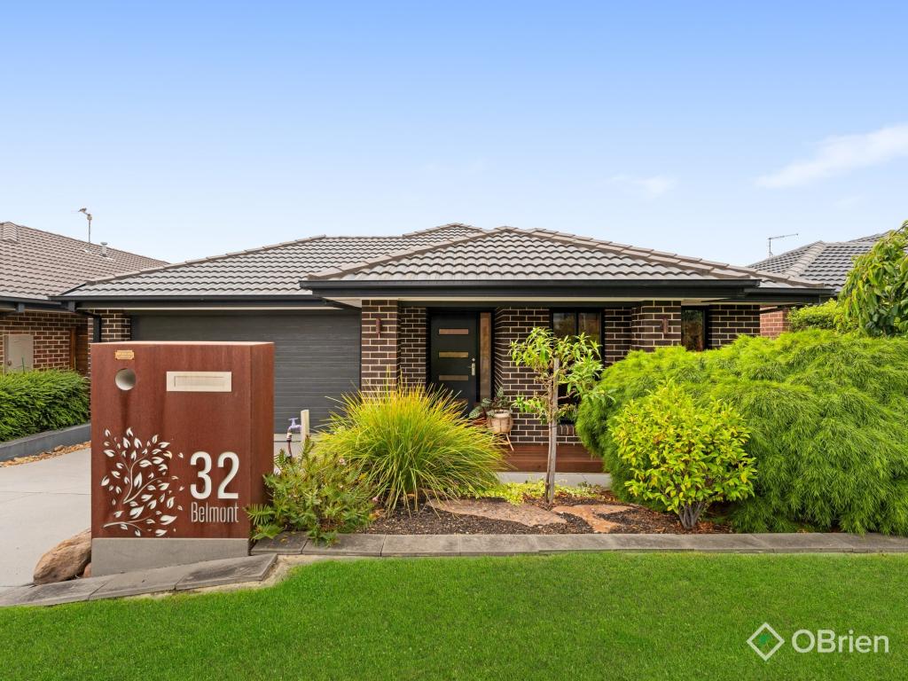 32 Belmont Cres, Pakenham, VIC 3810