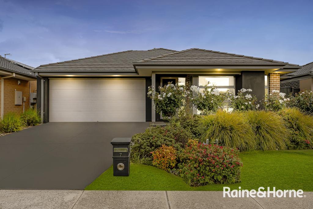 7 Wilmington Ave, Cranbourne West, VIC 3977