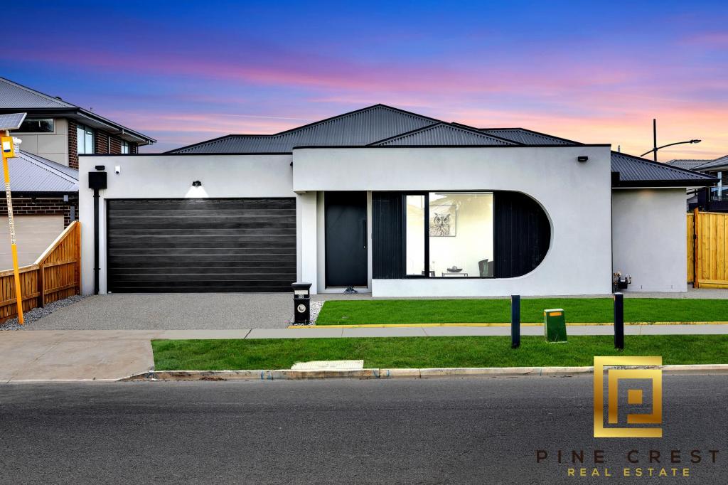 88 FUCHSIA DR, ROCKBANK, VIC 3335
