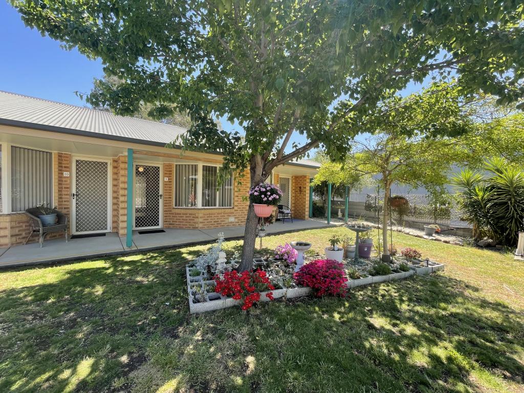 9/2 Hanlon Ct, West Wodonga, VIC 3690