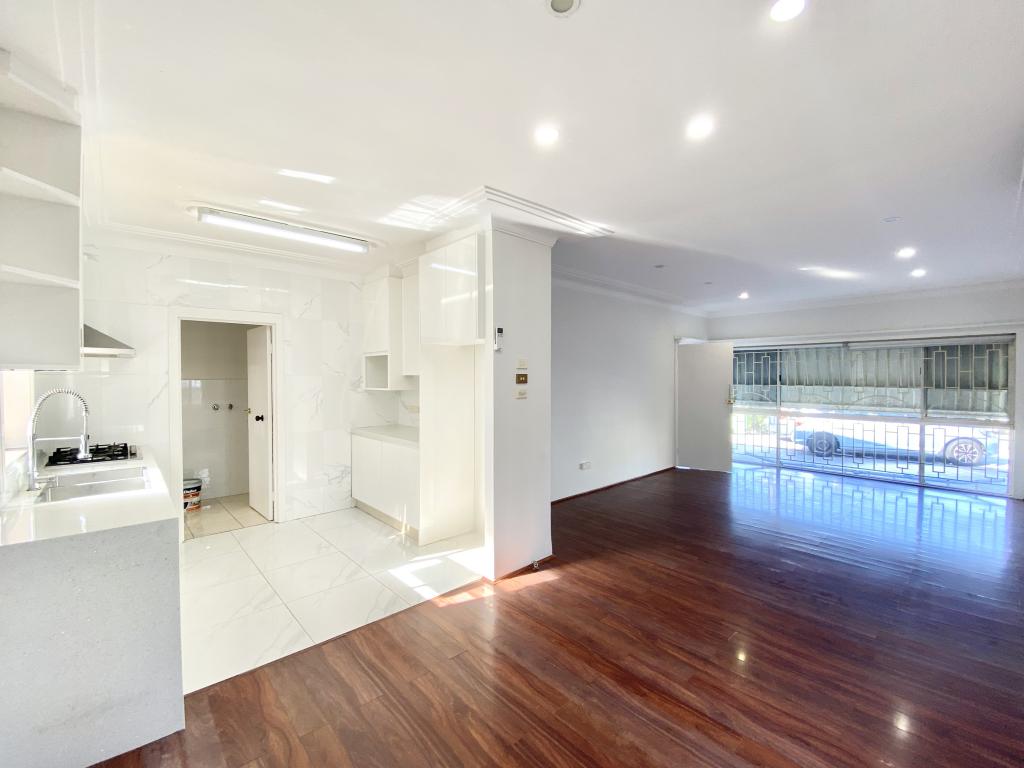 3 Cummings Cres, Lansvale, NSW 2166