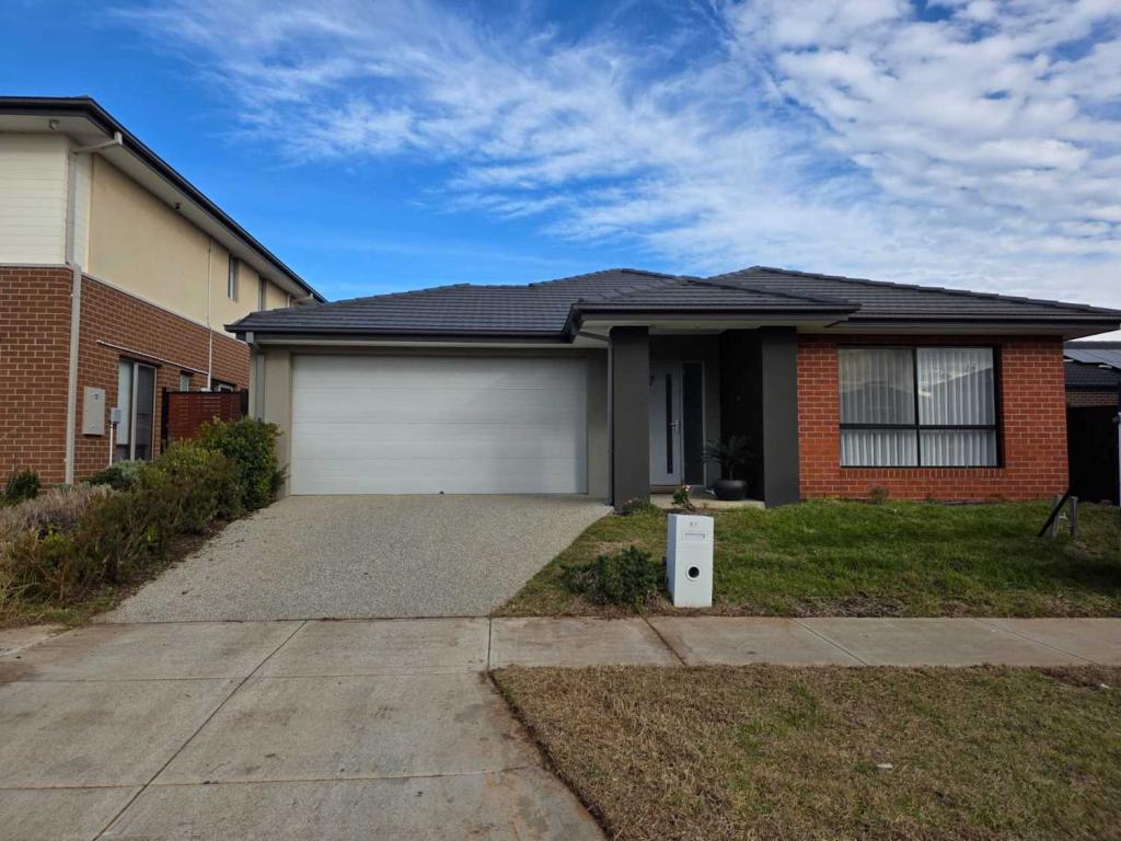 47 Kangaroo Cres, Aintree, VIC 3336