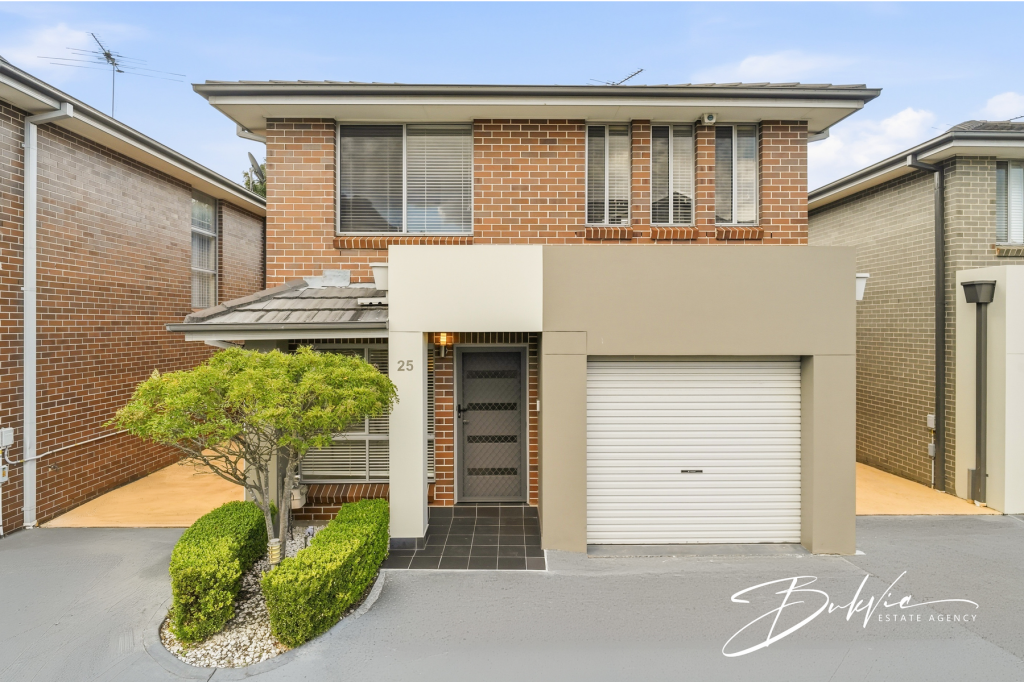 25/570 SUNNYHOLT RD, STANHOPE GARDENS, NSW 2768
