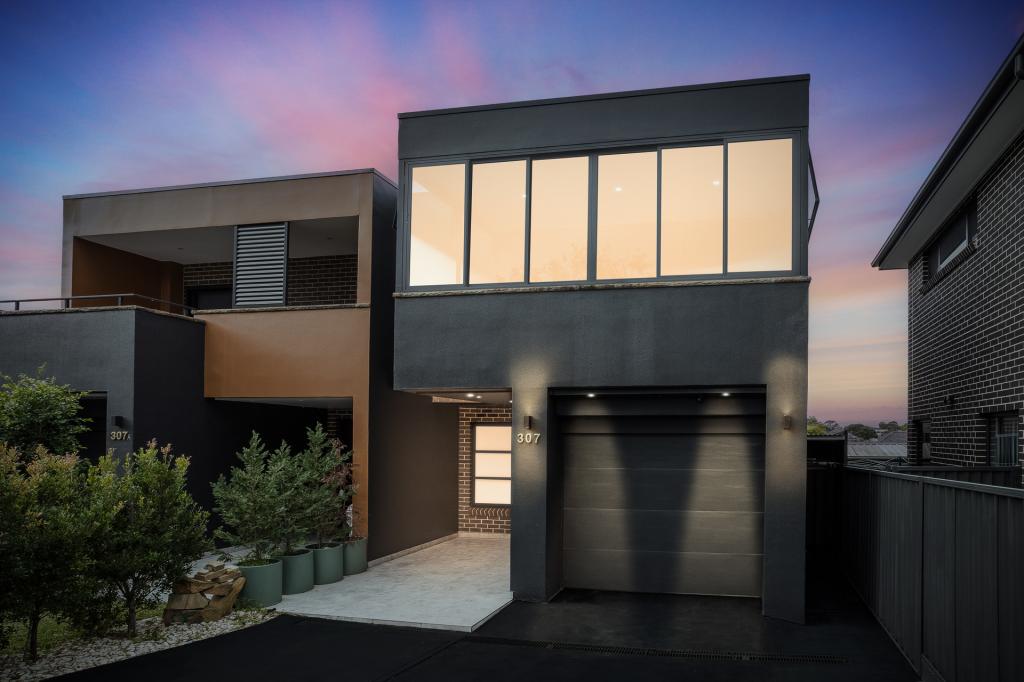 307 Noble Ave, Greenacre, NSW 2190
