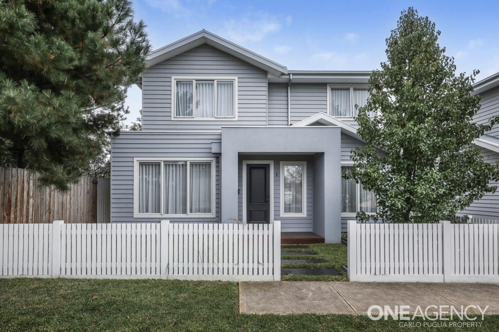 1/10 Lorenz St, Sunshine, VIC 3020