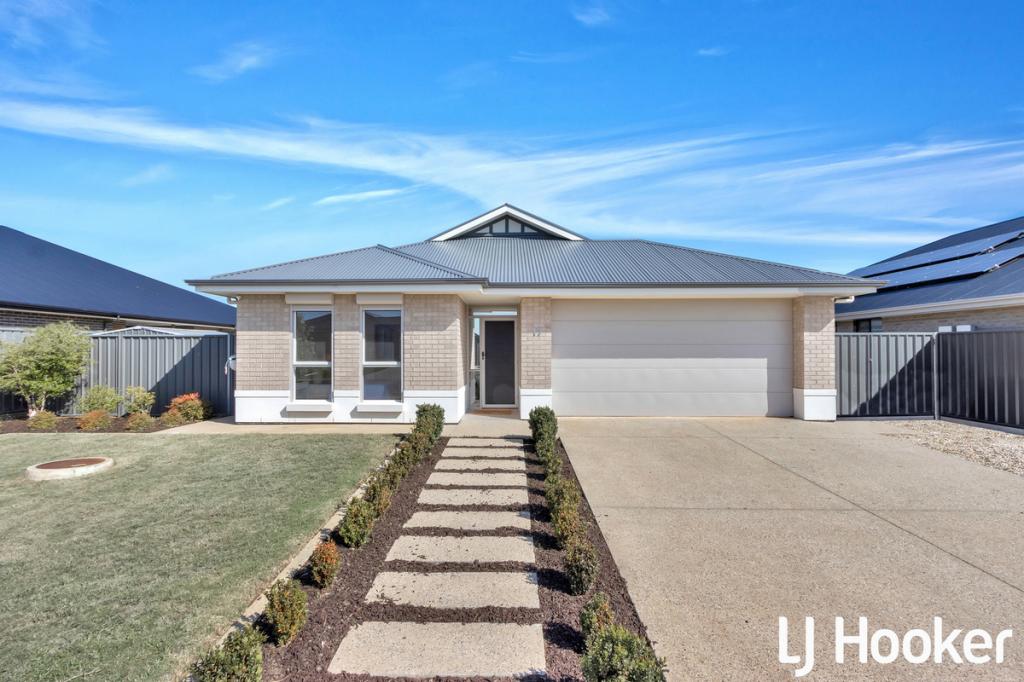 17 Daffodil Dr, Two Wells, SA 5501