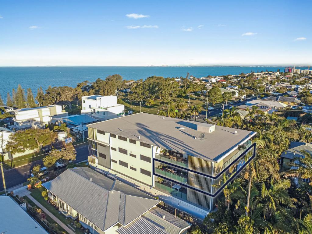 4/29 ERNEST ST, WOODY POINT, QLD 4019