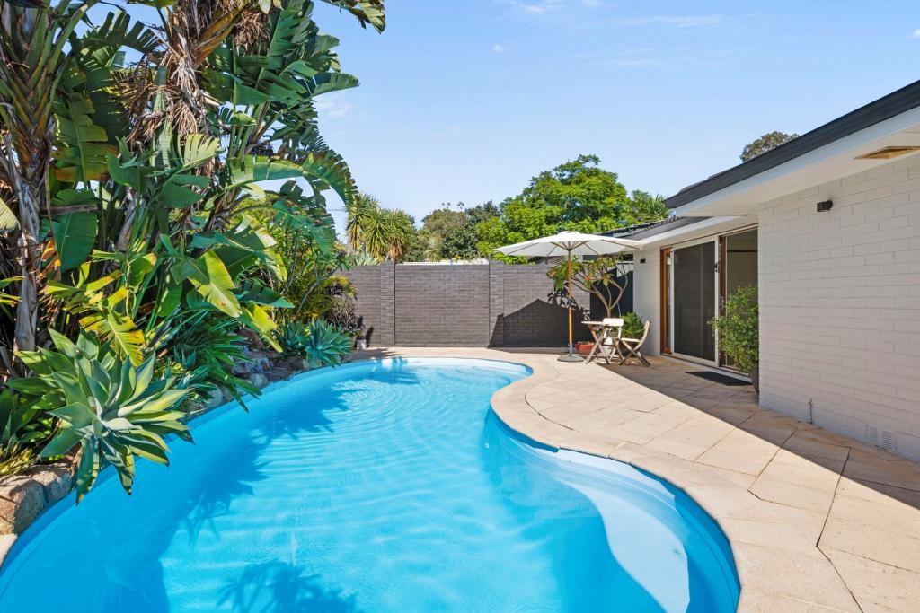 7 Urawa Rd, Duncraig, WA 6023