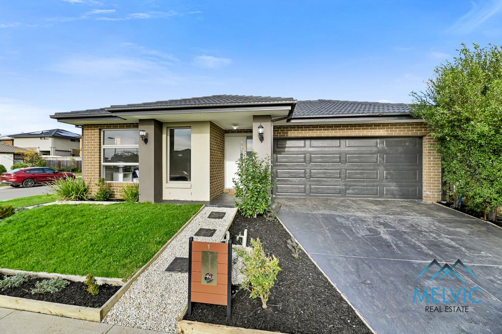 1 FELLOWSHIP ST, CLYDE NORTH, VIC 3978
