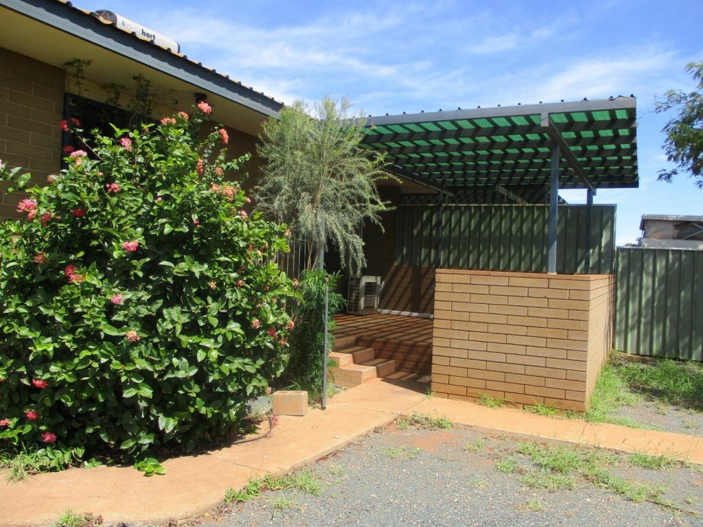 1/8 Yarrunga Cres, South Hedland, WA 6722