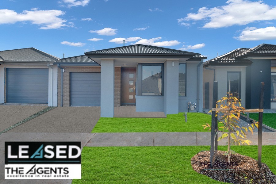 14 Hanover Cct, Melton South, VIC 3338