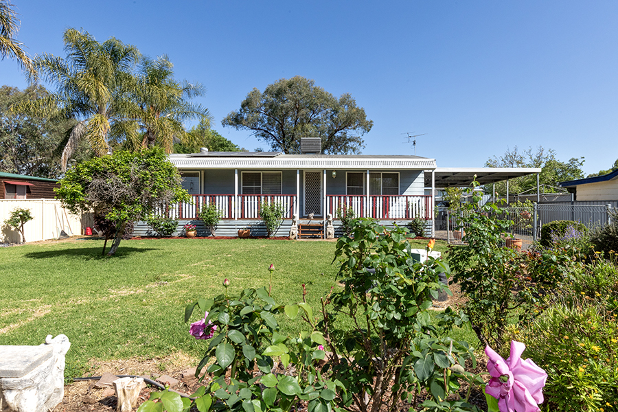 3 Railway Ave, Duri, NSW 2344