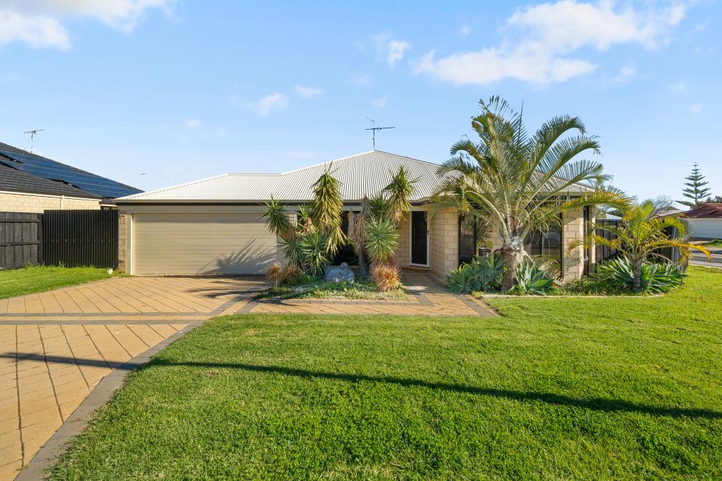 2 Seaforth Dr, Halls Head, WA 6210
