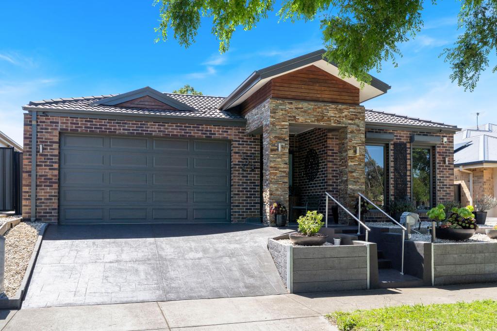 35 Cradle Mountain Dr, Craigieburn, VIC 3064