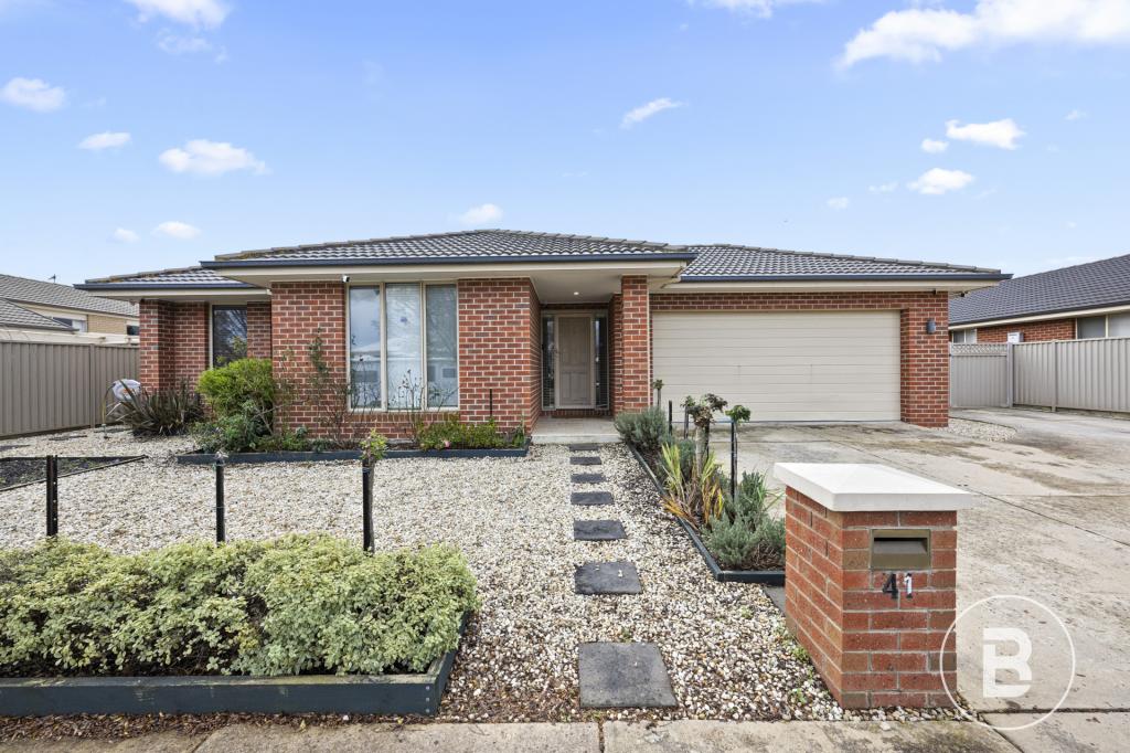 41 CUZENS RD, ALFREDTON, VIC 3350