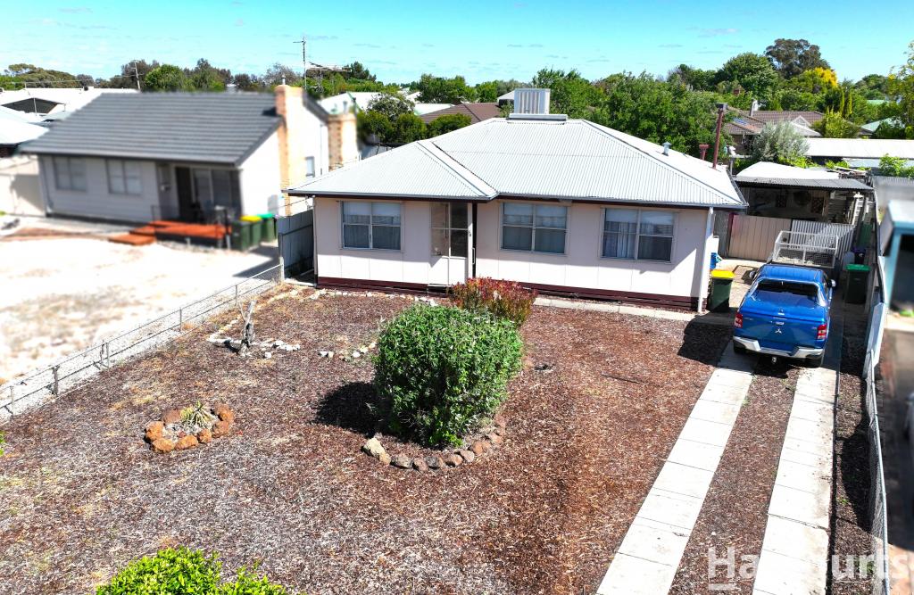 64 ELIZABETH ST, HORSHAM, VIC 3400