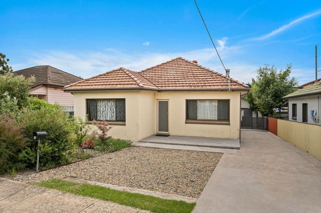 24 Merrett Ave, Cringila, NSW 2502