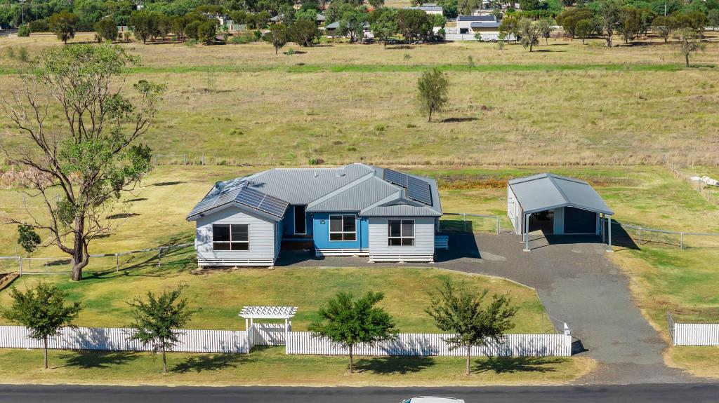 15 Katherine St, Dalby, QLD 4405