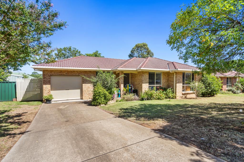 12 Claret Ave, Muswellbrook, NSW 2333