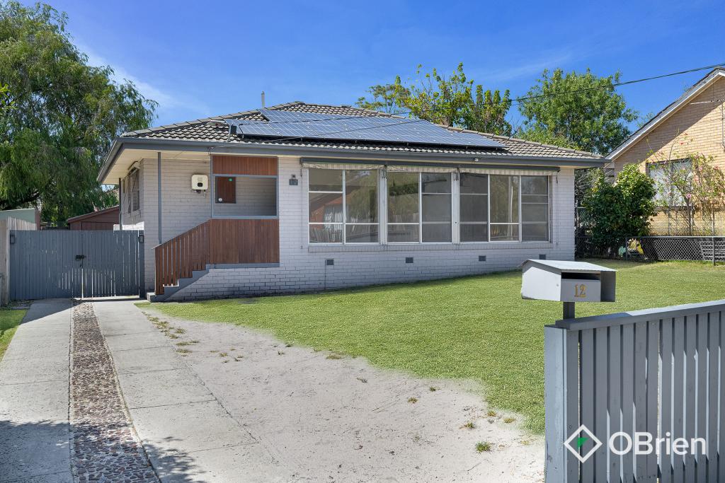 12 Hodgins Cres, Frankston North, VIC 3200