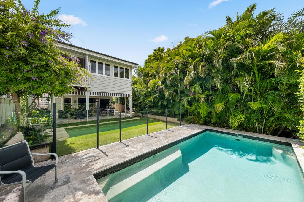 12 Aldridge St, Auchenflower, QLD 4066