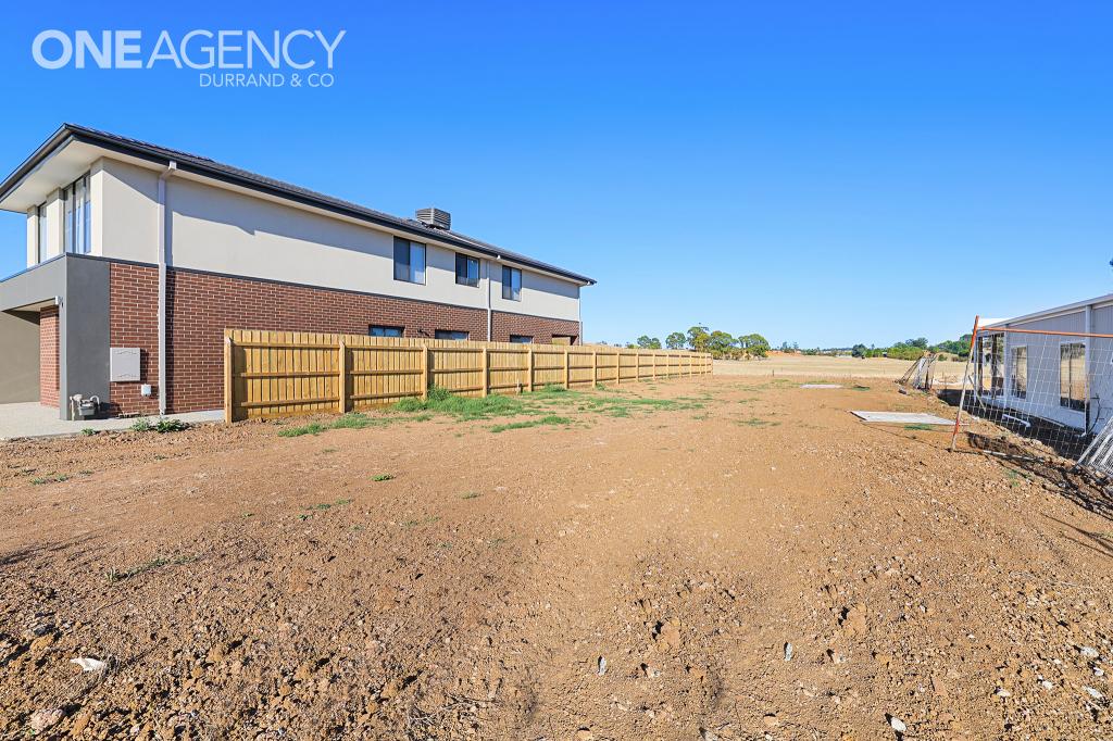 25 CARRIAGE DR, WARRAGUL, VIC 3820