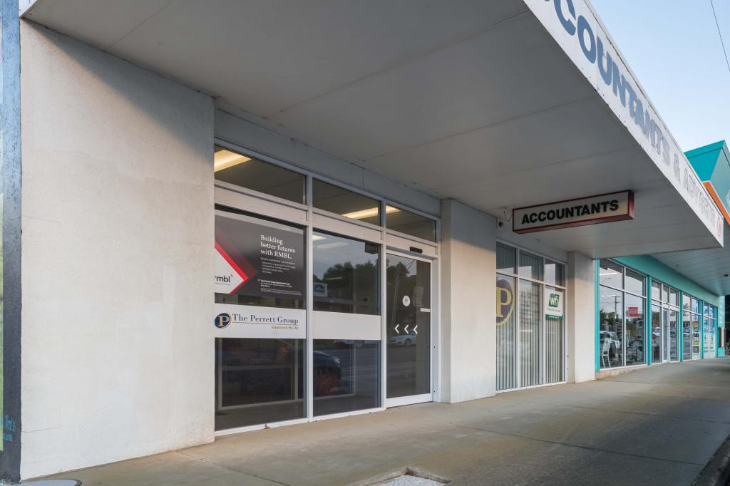 15 ROUGHEAD ST, LEONGATHA, VIC 3953